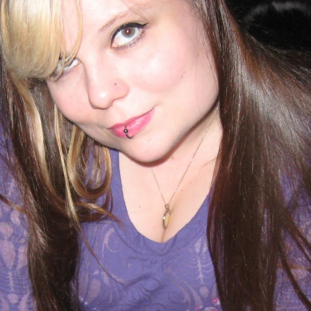 Meet your Posher, Coral